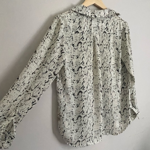 Long Sleeve Snake Print Button Down - Picture 6 of 6